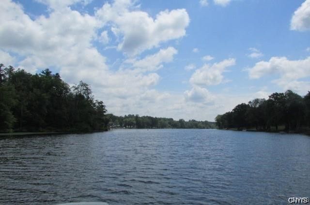 Clay, New York, 13041, United States, 3 Bedrooms Bedrooms, ,2 BathroomsBathrooms,Residential,For Sale,1987485