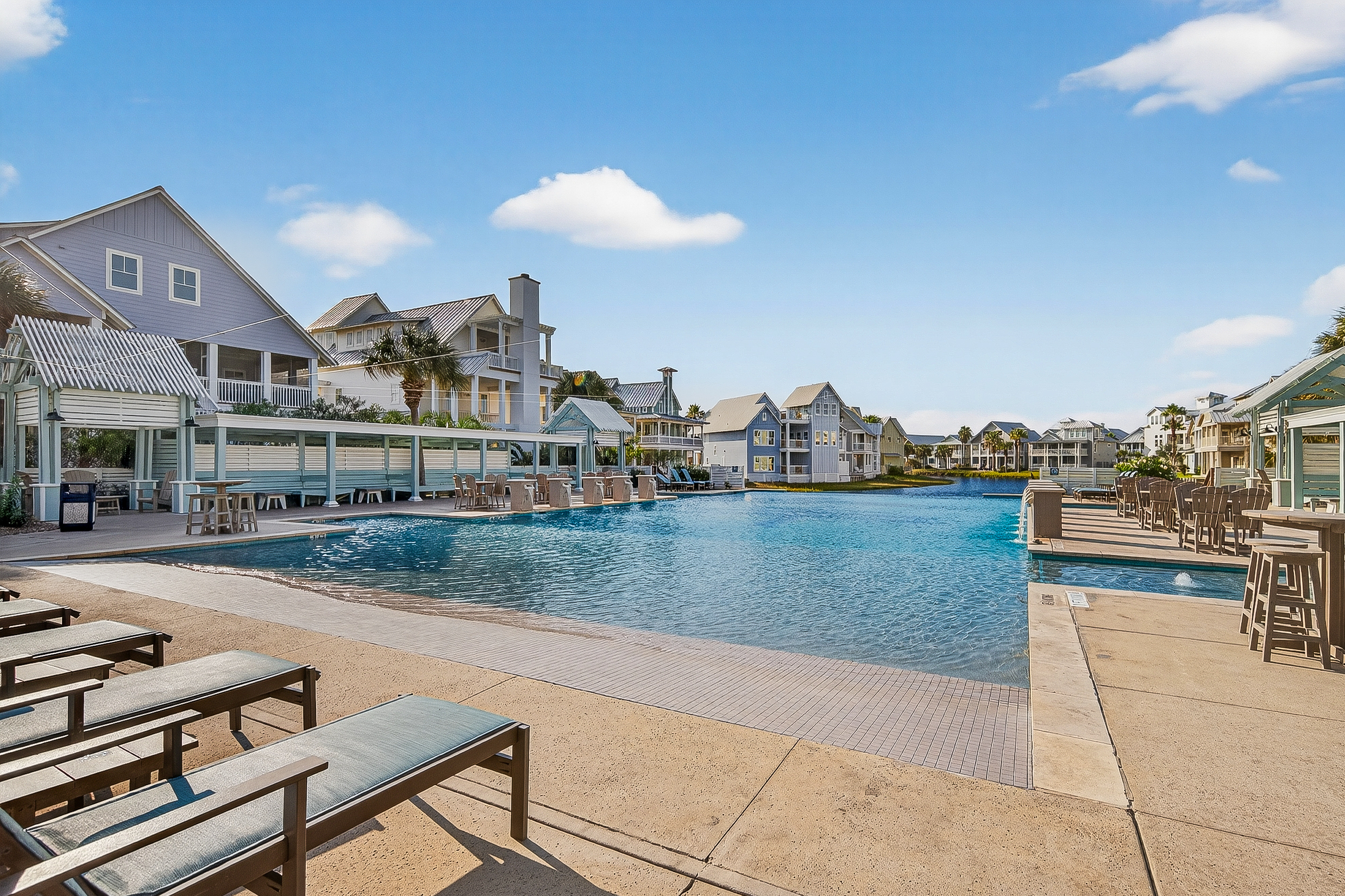  Coastal Luxury Home in Cinnamon Shore North - 物件實景