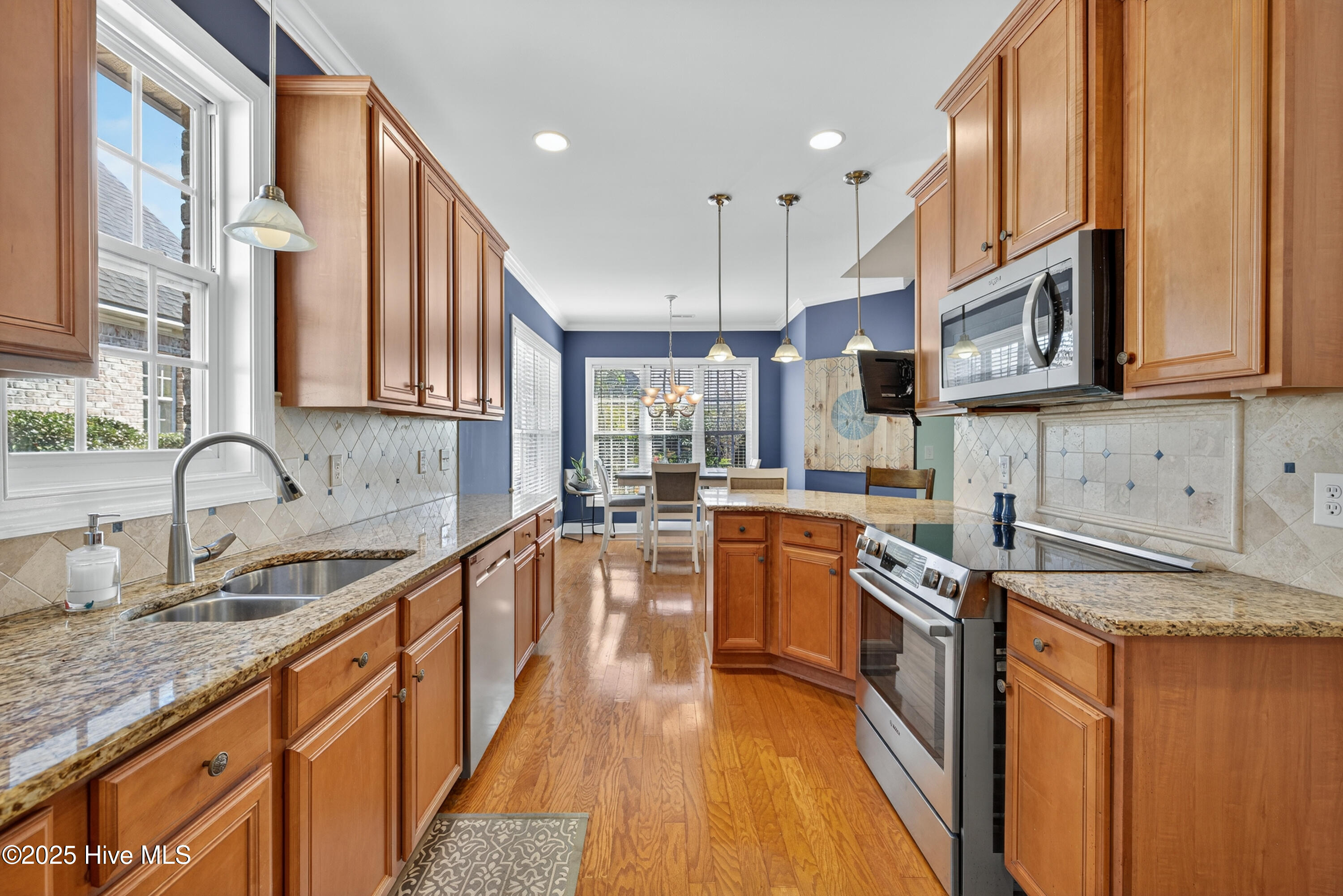 Leland, North Carolina, 28451, United States, 4 Bedrooms Bedrooms, ,3 BathroomsBathrooms,Residential,For Sale,1971565