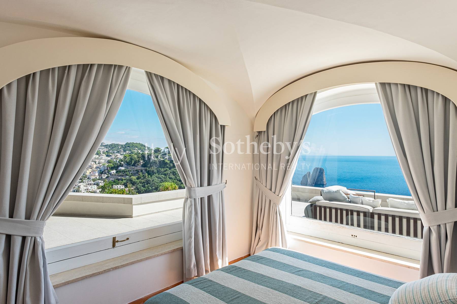  Design property with a breath taking view on the Faraglioni rocks - 物件實景
