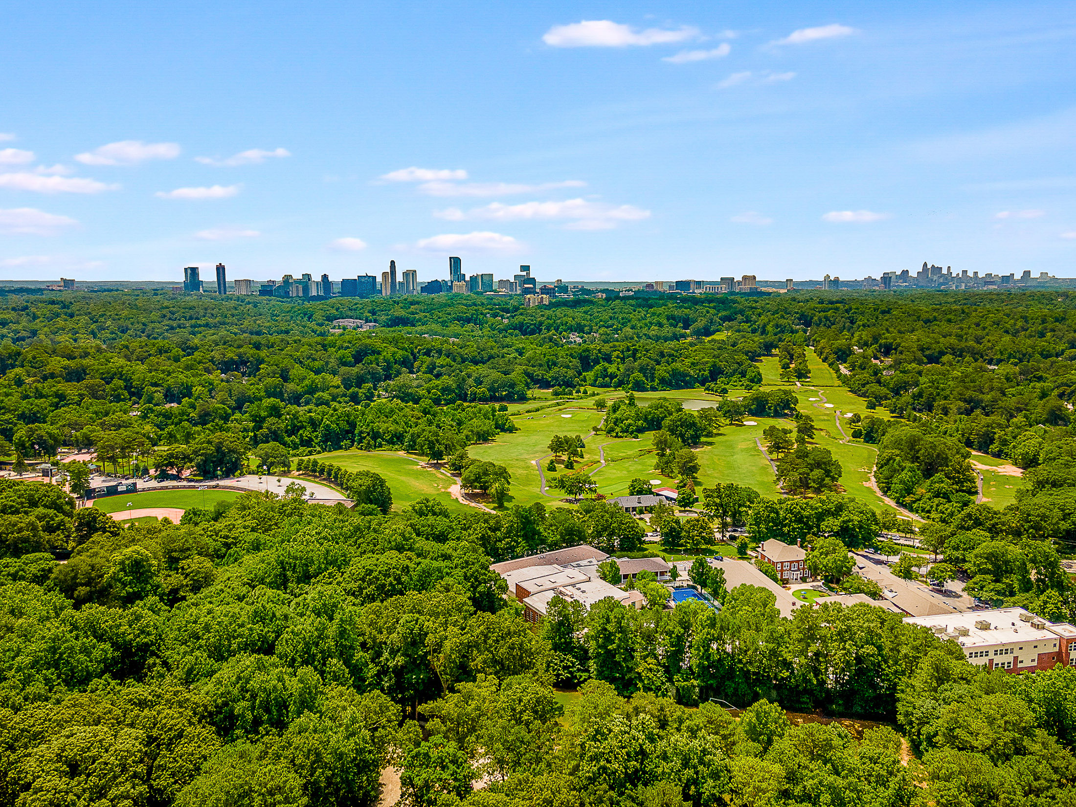  Exquisite Gated Brick and Stone Estate in Sought-after Chastain Park Area - 物件實景