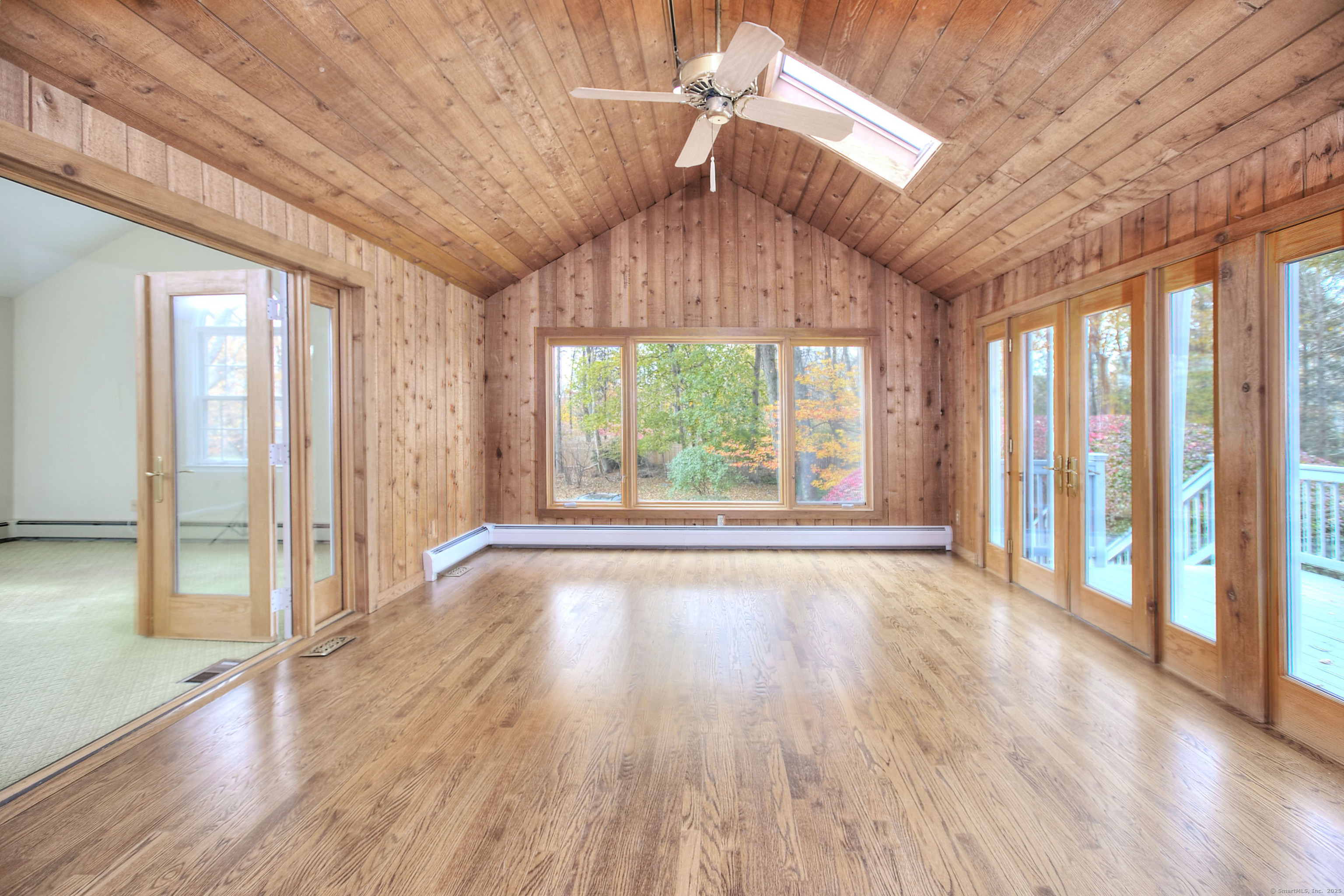 Westport, Connecticut, 06880, United States, 4 Bedrooms Bedrooms, ,3 BathroomsBathrooms,Residential,For Sale,1987489