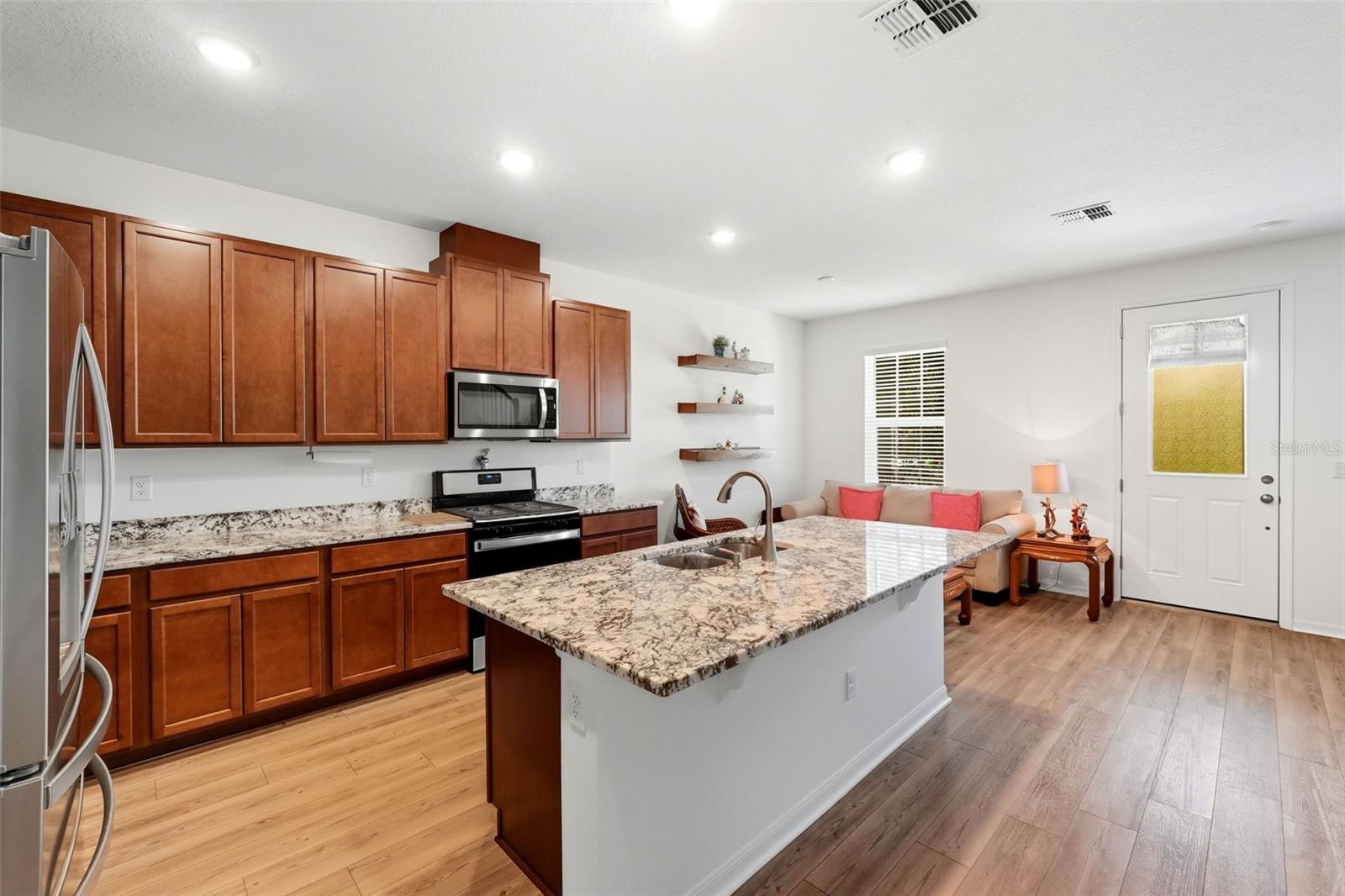 CELEBRATION, Florida, 34747, United States, 3 Bedrooms Bedrooms, ,3 BathroomsBathrooms,Residential,For Sale,1980381