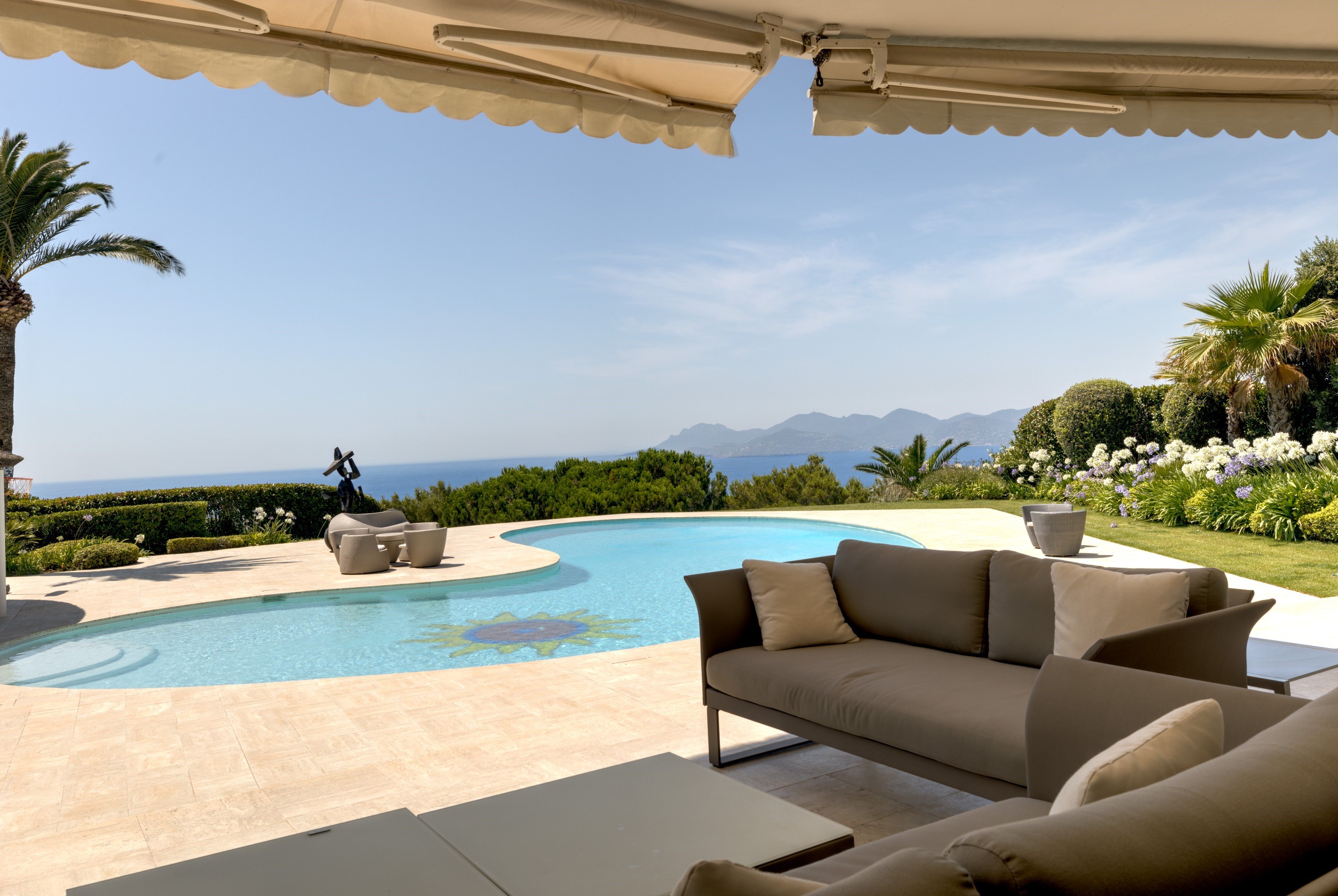  Cannes Californie luxury villa for sale with panoramic sea views, guest house a… - 物件實景