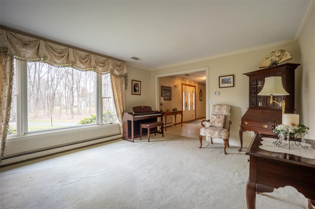 Fishkill, New York, 12524, United States, 4 Bedrooms Bedrooms, ,3 BathroomsBathrooms,Residential,For Sale,1930381