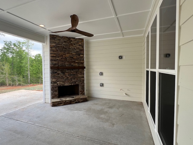 Carrollton, Georgia, 30116, United States, 5 Bedrooms Bedrooms, ,4 BathroomsBathrooms,Residential,For Sale,1909429