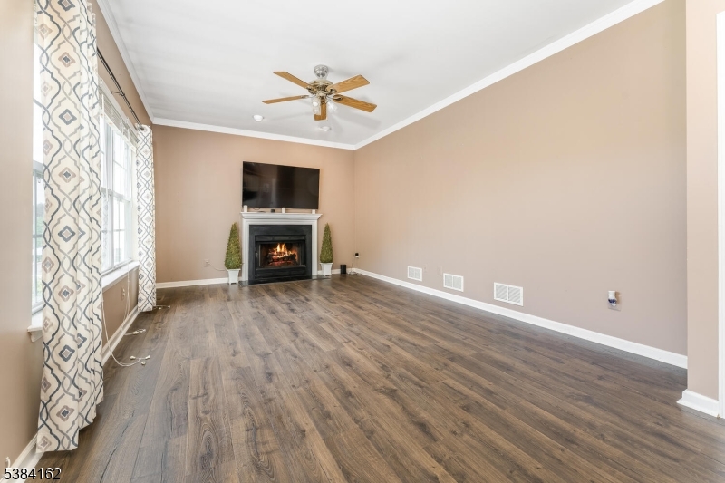 Oxford, New Jersey, 07863, United States, 4 Bedrooms Bedrooms, ,3 BathroomsBathrooms,Residential,For Sale,1981869