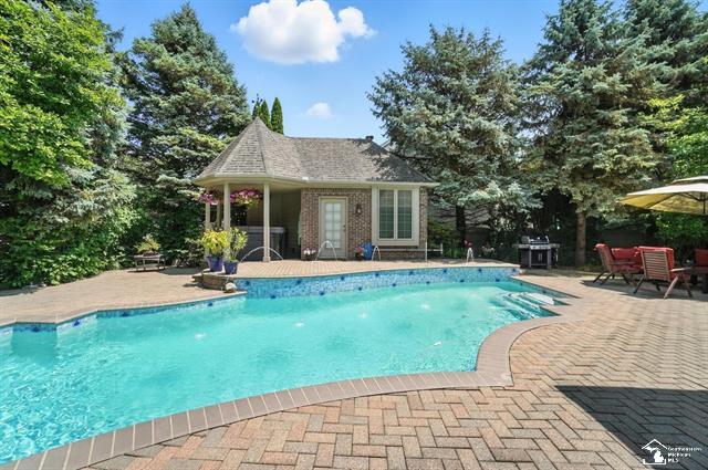 MONROE, Michigan, 48162, United States, 4 Bedrooms Bedrooms, ,7 BathroomsBathrooms,Residential,For Sale,1995576