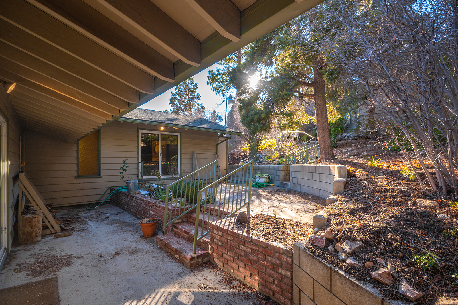 Big Bear City, California, 92314, United States, 4 Bedrooms Bedrooms, ,3 BathroomsBathrooms,Residential,For Sale,2000367