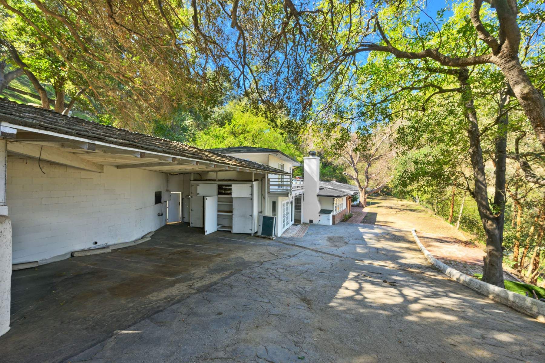  13511 Mulholland Dr - 物件實景