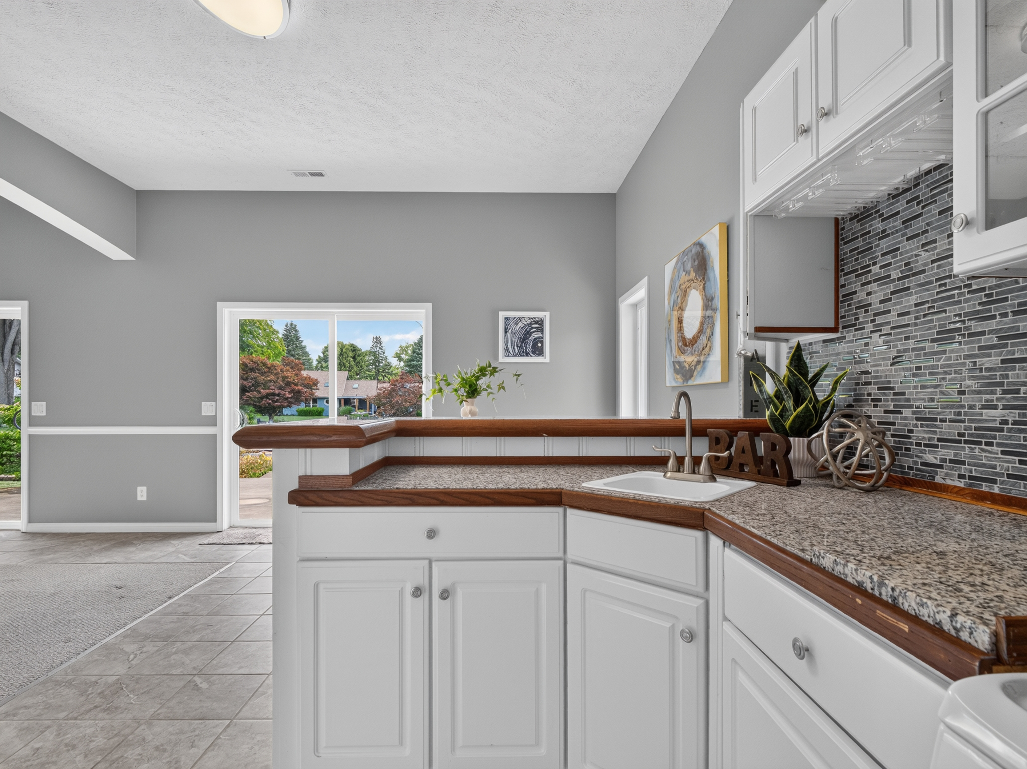  Spacious Channel-Front Home Off Lake Wawasee - 物件實景