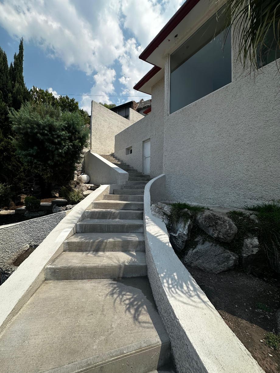 Atizapán de Zaragoza, Estado de méxico, 52957, Mexico, 3 Bedrooms Bedrooms, ,5 BathroomsBathrooms,Residential,For Sale,1917011