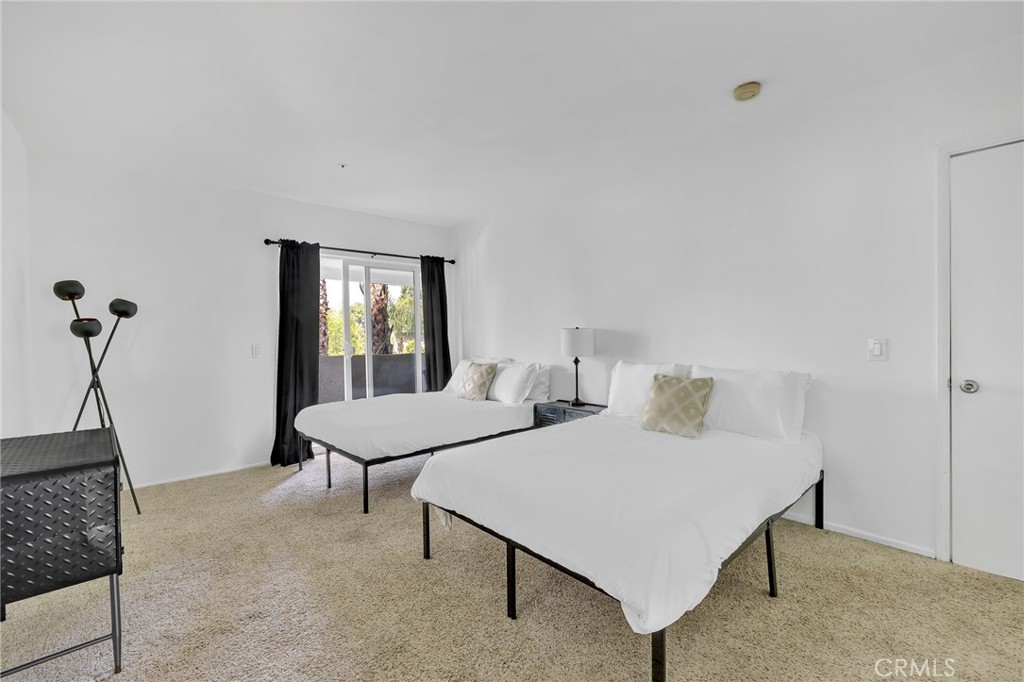 Woodland Hills, California, 91364, United States, 3 Bedrooms Bedrooms, ,3 BathroomsBathrooms,Residential,For Sale,1980470