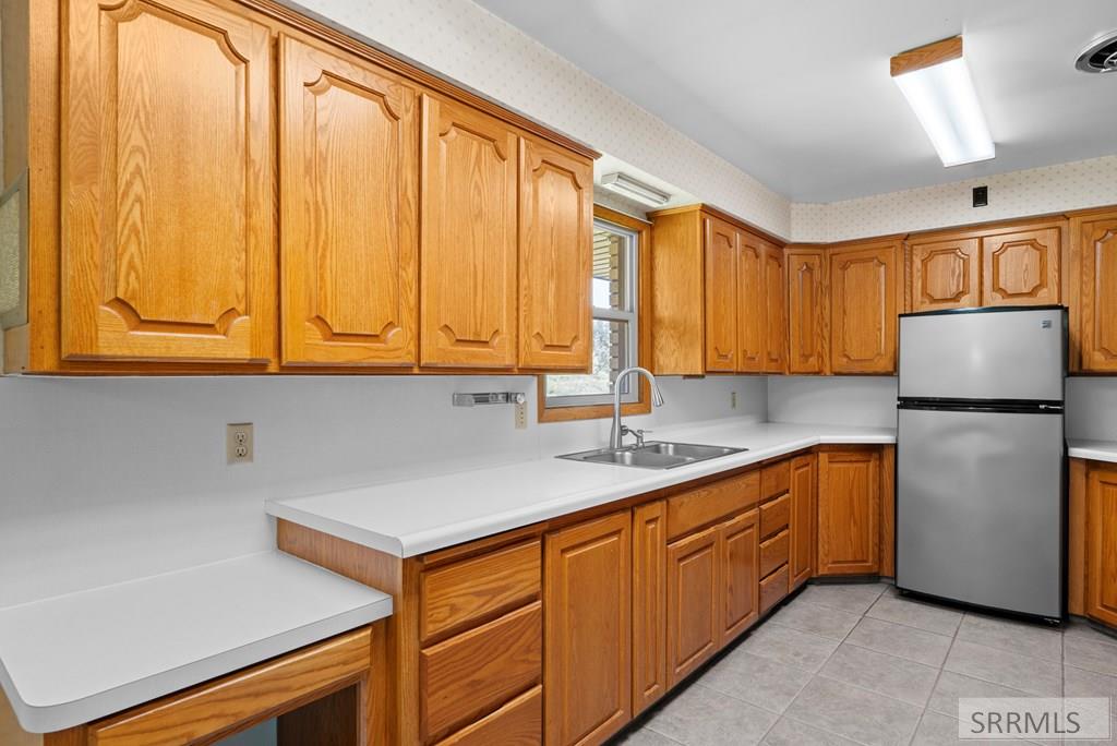 SHELLEY, Idaho, 83274, United States, 4 Bedrooms Bedrooms, ,3 BathroomsBathrooms,Residential,For Sale,1976532