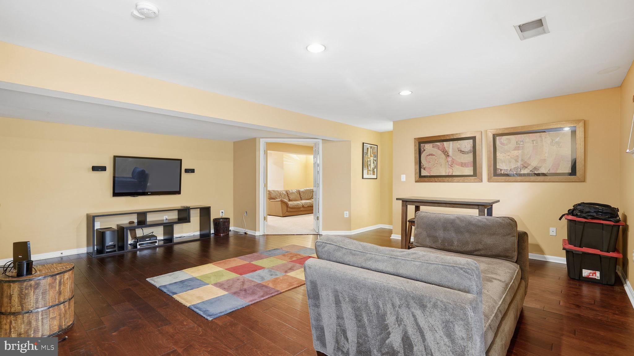 Lorton, Virginia, 22079, United States, 4 Bedrooms Bedrooms, ,3 BathroomsBathrooms,Residential,For Sale,2005654