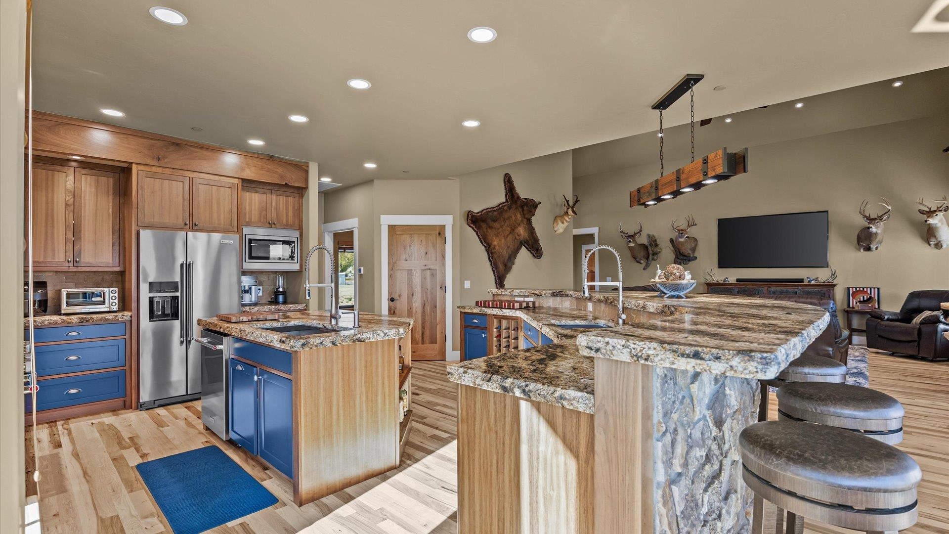 Grand Junction, Colorado, 81505, United States, 3 Bedrooms Bedrooms, ,3 BathroomsBathrooms,Residential,For Sale,2003382