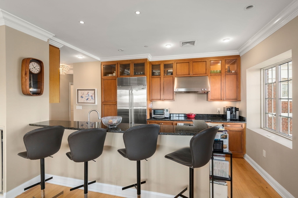 Brookline, Massachusetts, 02446, United States, 3 Bedrooms Bedrooms, ,3 BathroomsBathrooms,Residential,For Sale,1991911