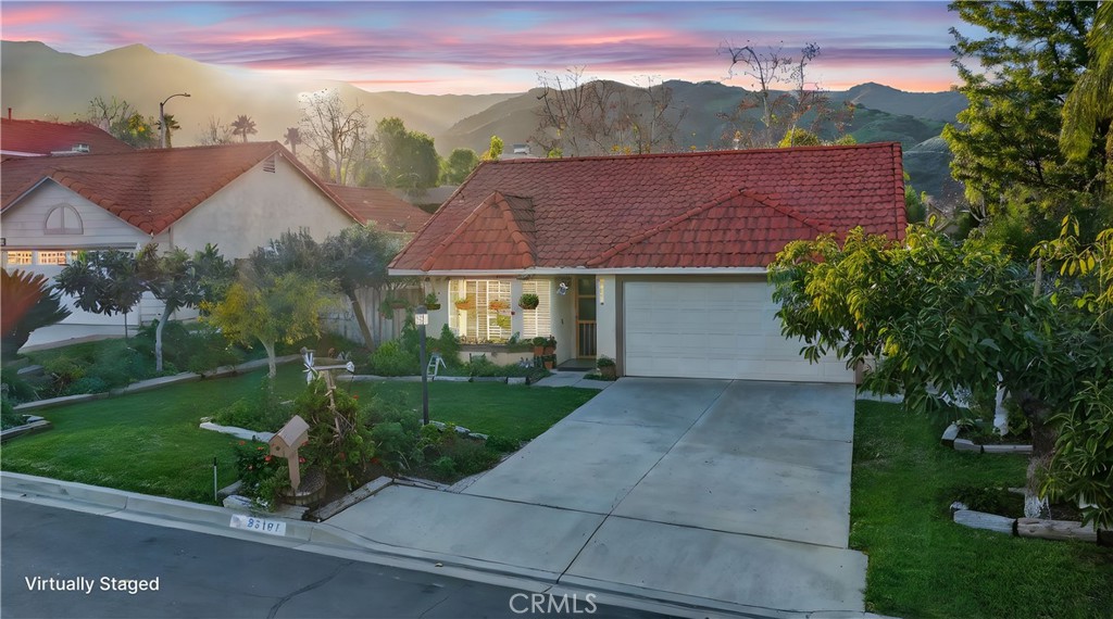 Corona, California, 92883, United States, 4 Bedrooms Bedrooms, ,2 BathroomsBathrooms,Residential,For Sale,2009090