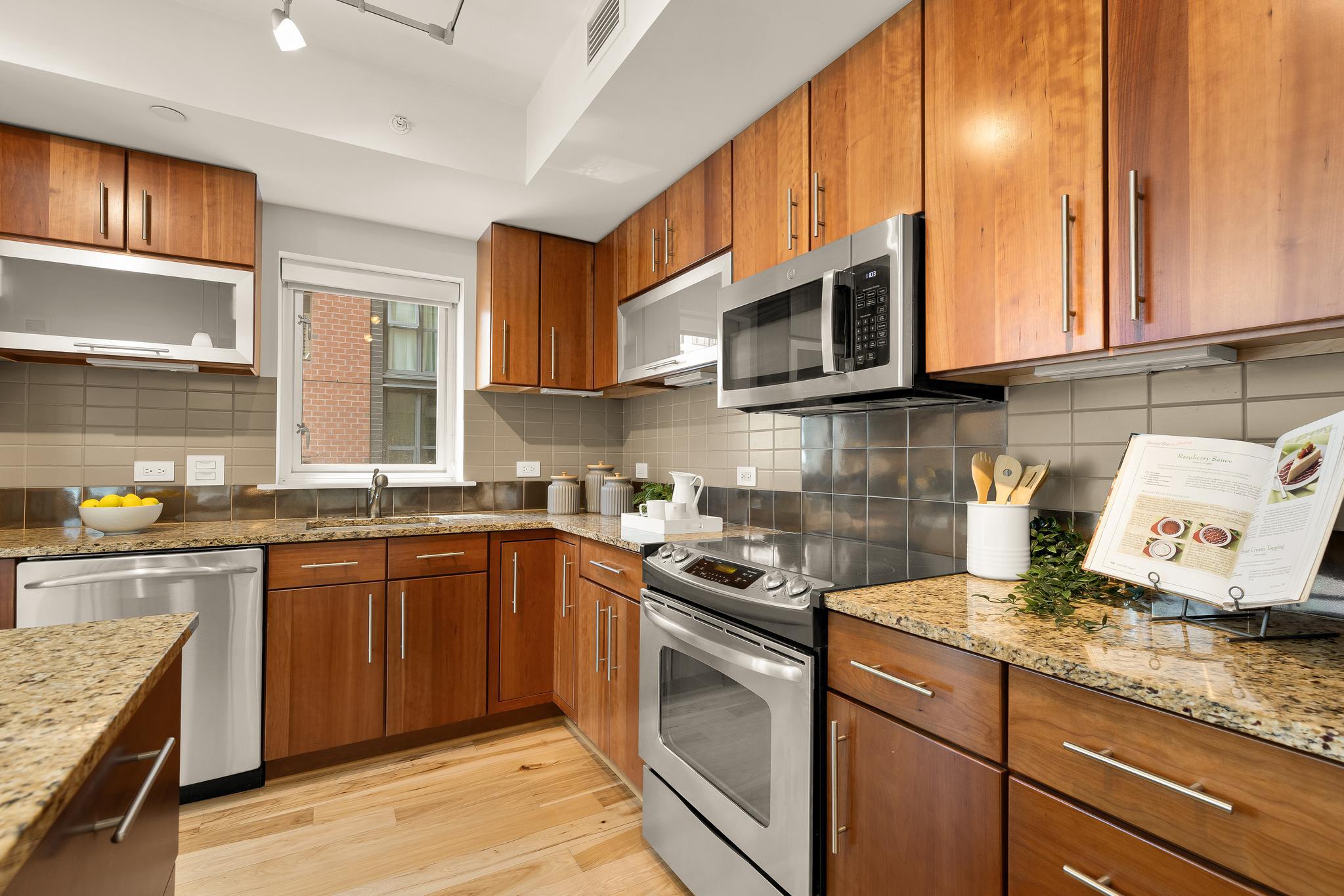  1025 1st Street SE, Washington, DC, 20003 - 物件實景