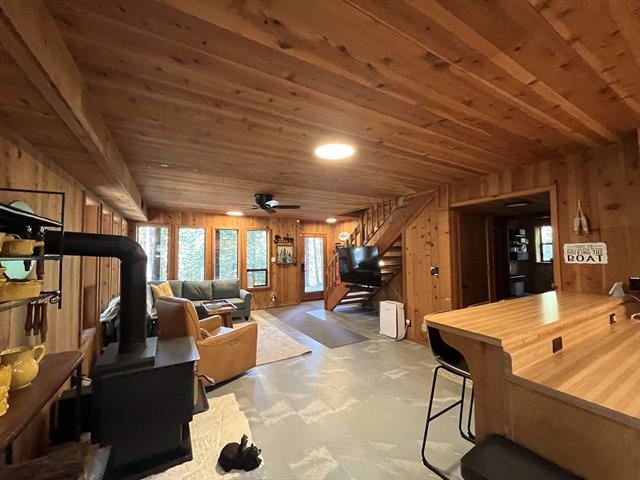 Lake Almanor West, California, 96920, United States, 5 Bedrooms Bedrooms, ,3 BathroomsBathrooms,Residential,For Sale,1949683
