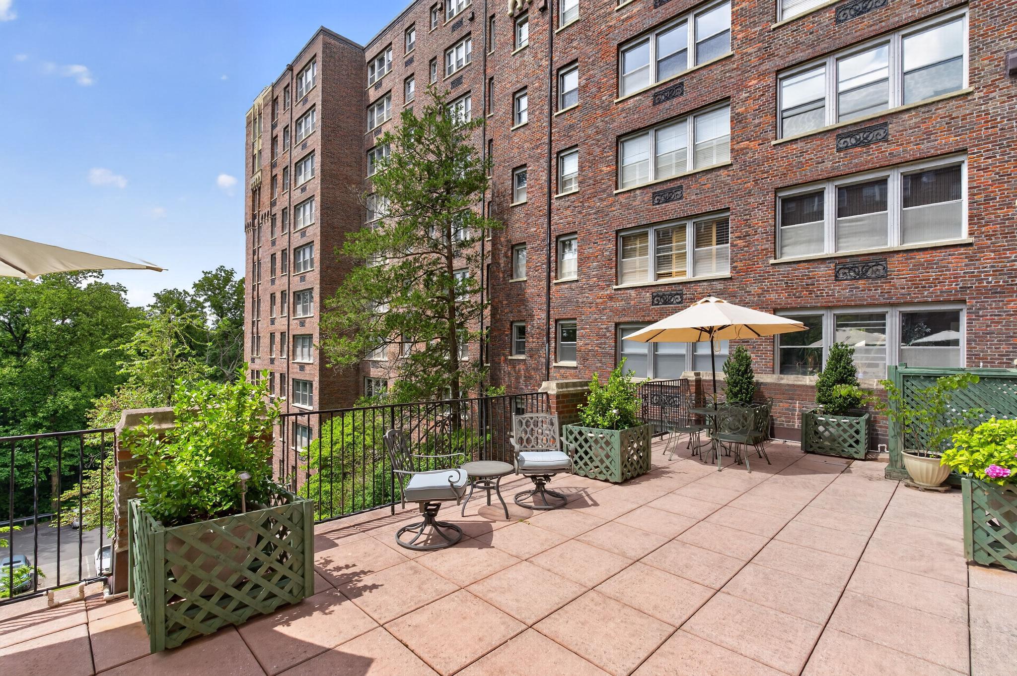  4000 Cathedral Avenue NW, Washington, DC, 20016 - 物件實景
