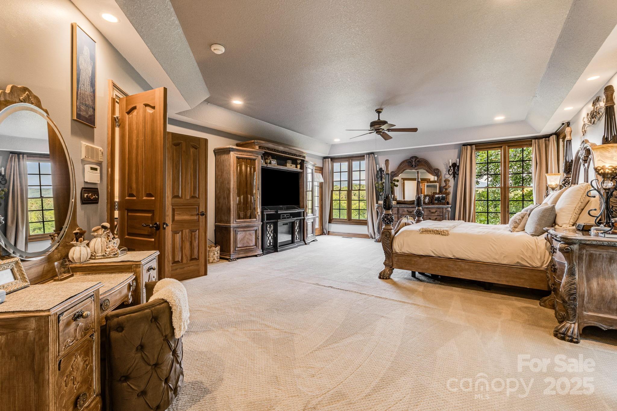 Fletcher, North Carolina, 28732, United States, 5 Bedrooms Bedrooms, ,7 BathroomsBathrooms,Residential,For Sale,1895322