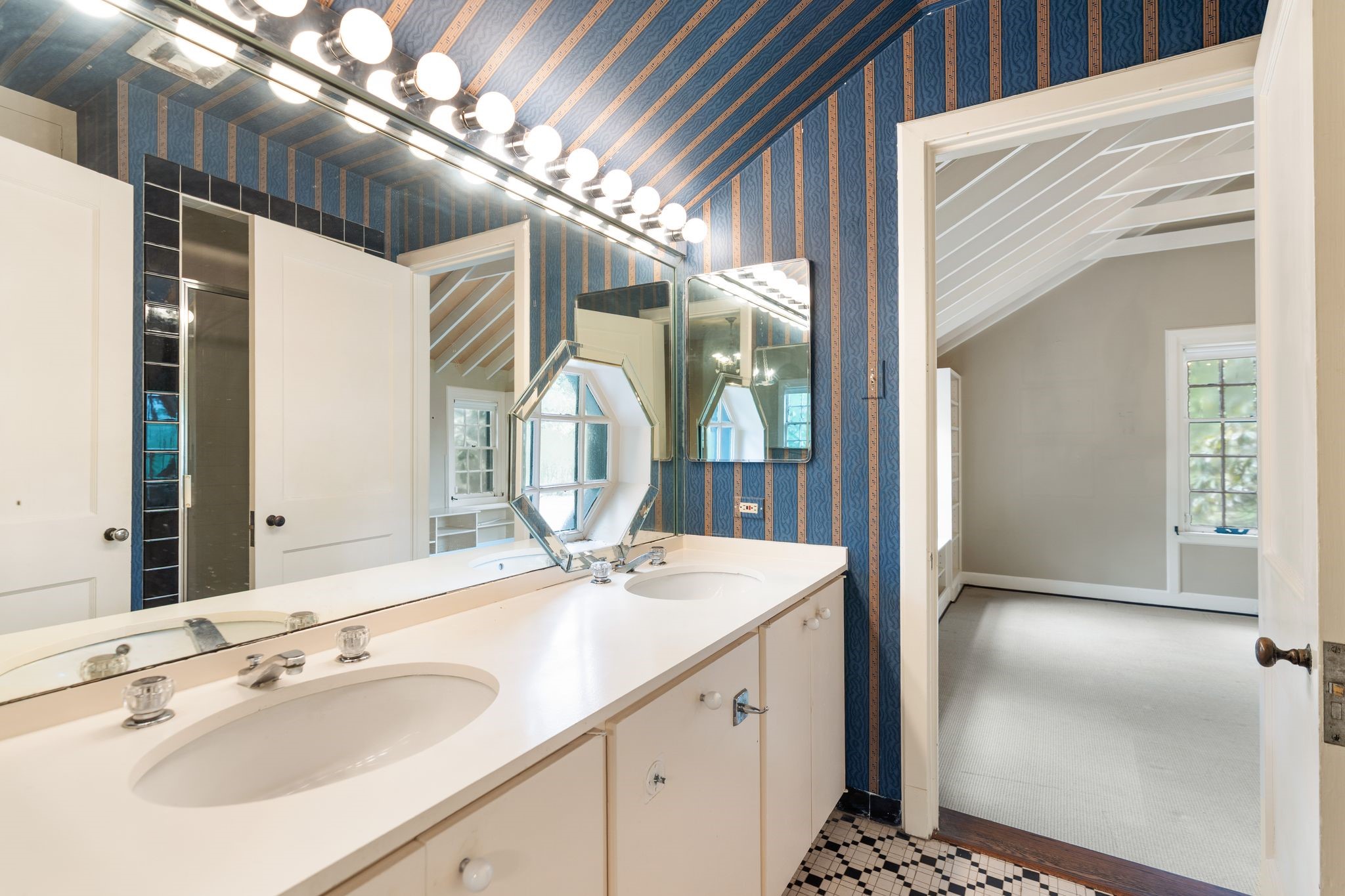  1604 Kirby Drive - 物件實景