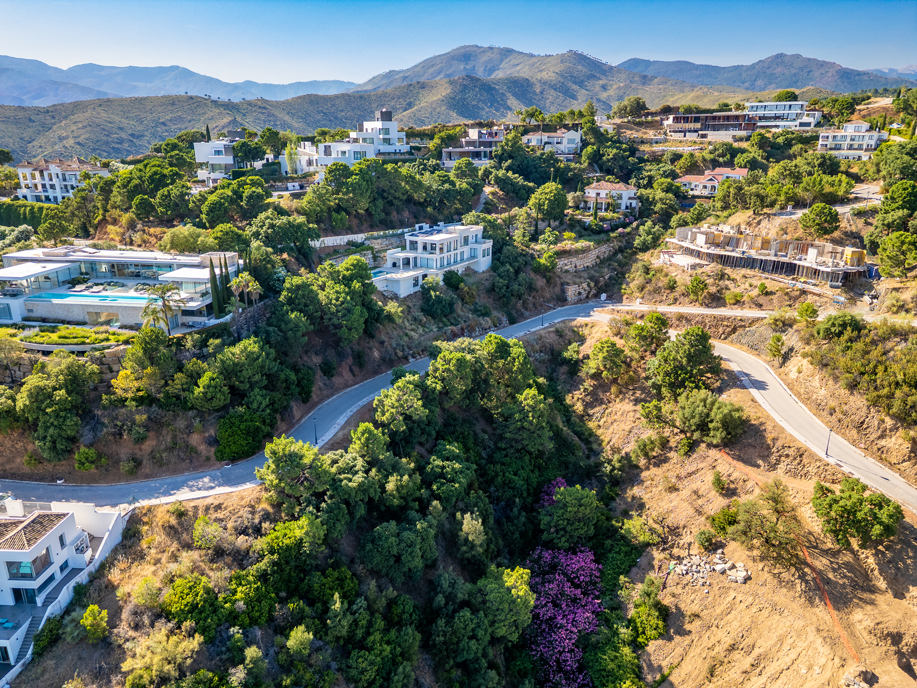  Panoramic sea-view plot in Monte Mayor, Benahavís - 物件實景