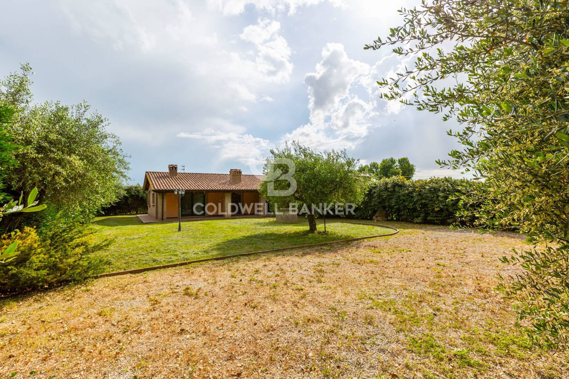 Assisi, Perugia, 06081, IT, 7 Bedrooms Bedrooms, ,3 BathroomsBathrooms,Residential,For Sale,1903573
