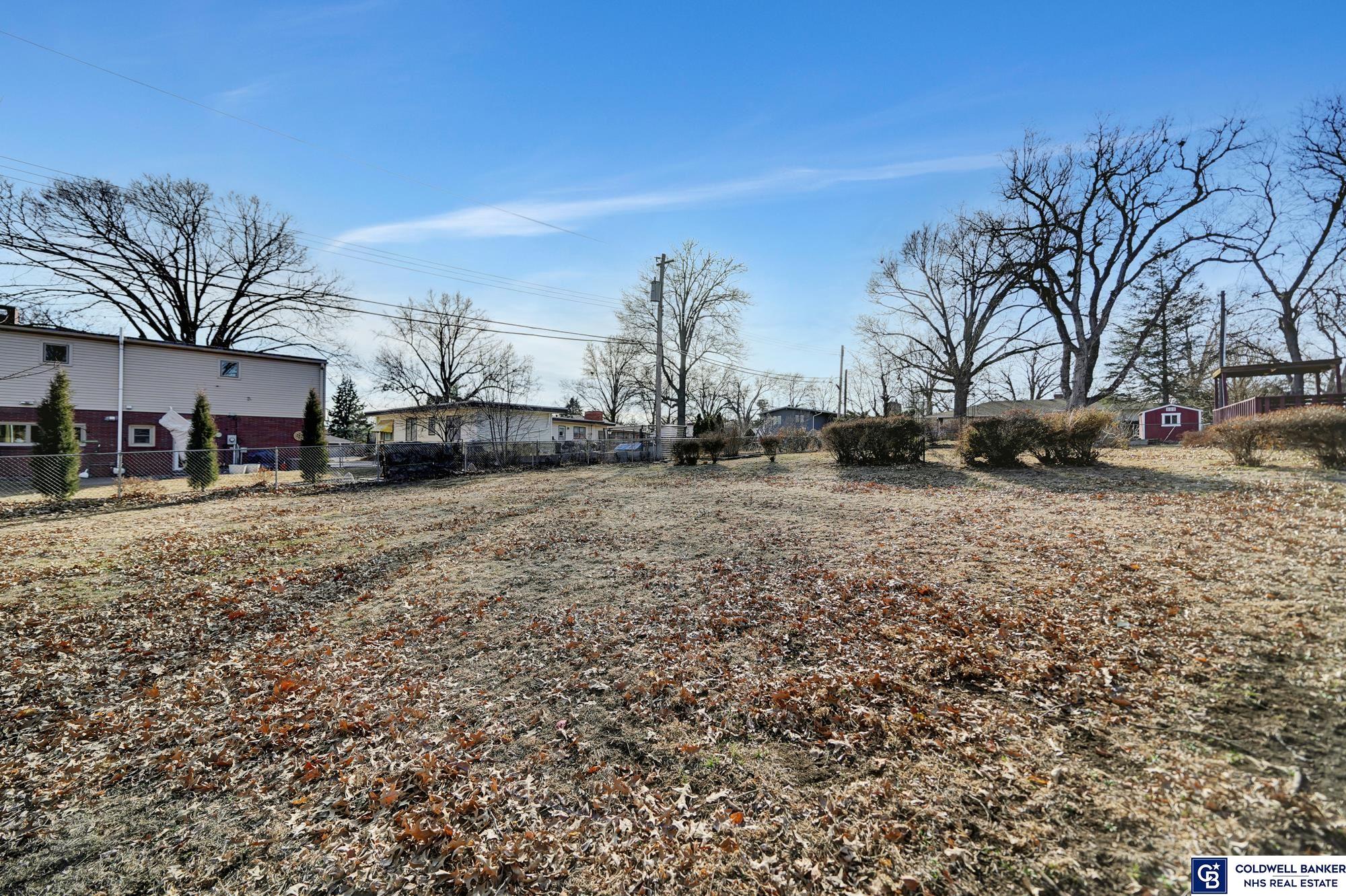 Lincoln, Nebraska, 68510, United States, 6 Bedrooms Bedrooms, ,2 BathroomsBathrooms,Residential,For Sale,1796246