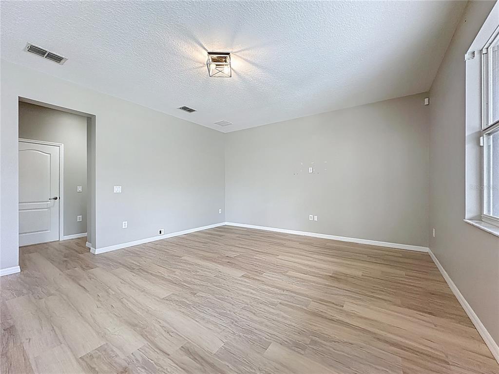 Davenport, Florida, 33896, United States, 5 Bedrooms Bedrooms, ,4 BathroomsBathrooms,Residential,For Sale,1839157