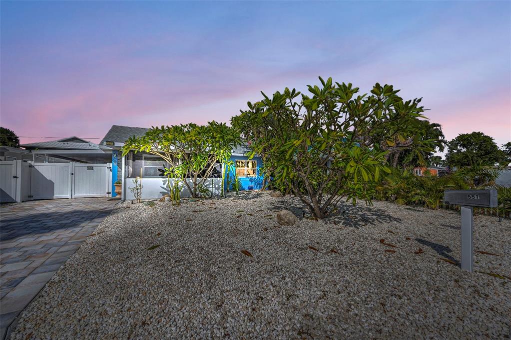 St Pete Beach, Florida, 33706, United States, 3 Bedrooms Bedrooms, ,2 BathroomsBathrooms,Residential,For Sale,1992565