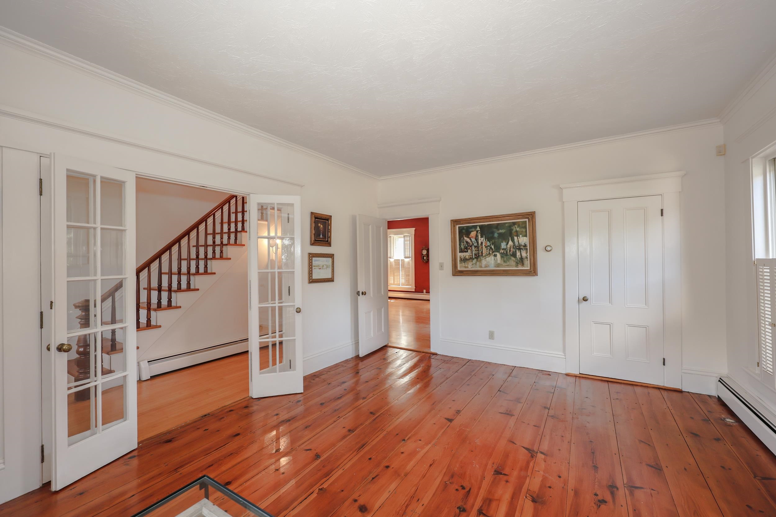 Goffstown, New Hampshire, 03045, United States, 4 Bedrooms Bedrooms, ,4 BathroomsBathrooms,Residential,For Sale,1901331