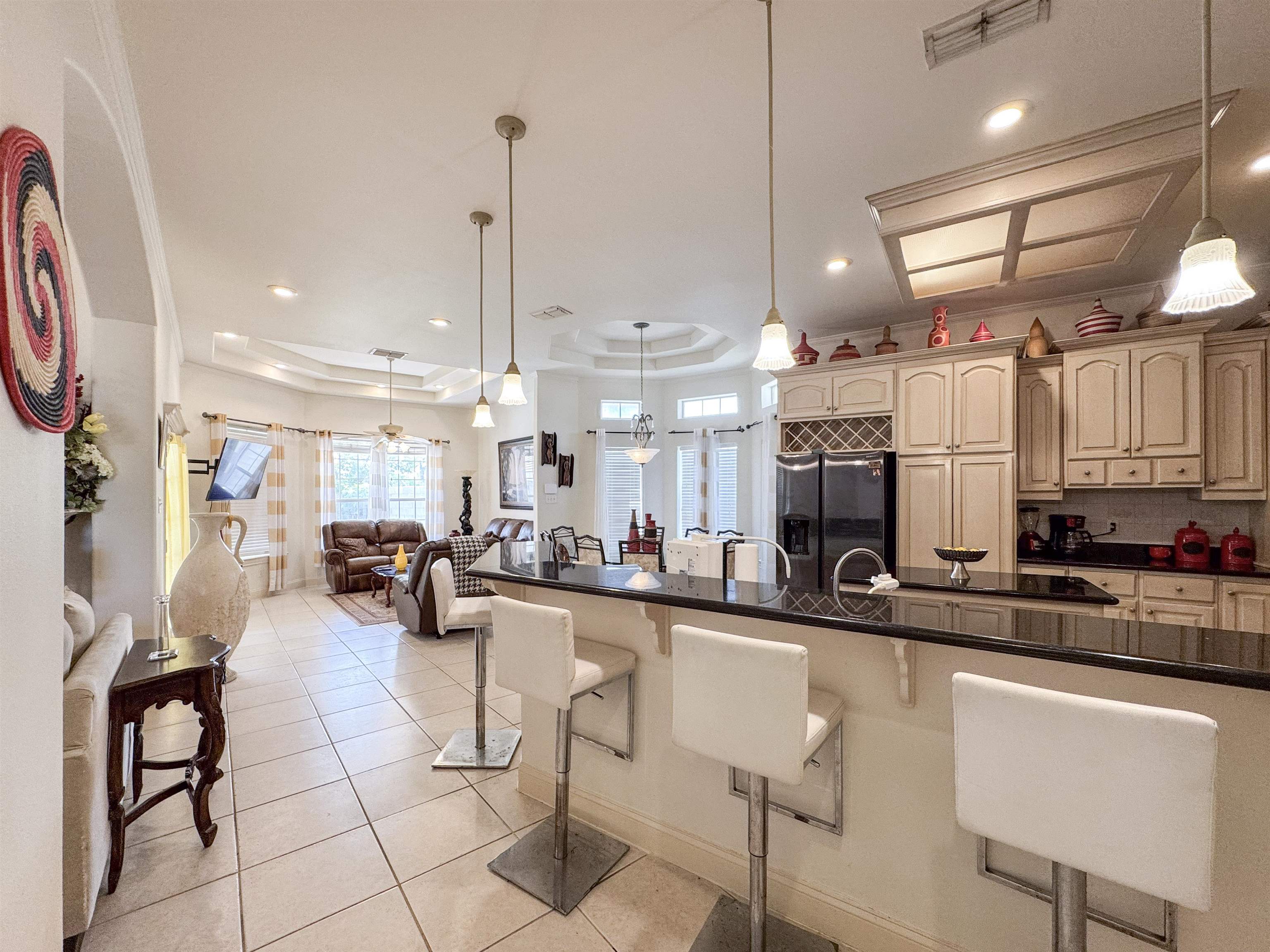 Laredo, Texas, 78041, United States, 4 Bedrooms Bedrooms, ,5 BathroomsBathrooms,Residential,For Sale,1787363