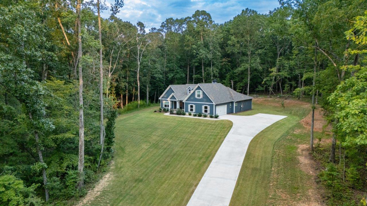 Moreland, Georgia, 30259, United States, 4 Bedrooms Bedrooms, ,3 BathroomsBathrooms,Residential,For Sale,1951198