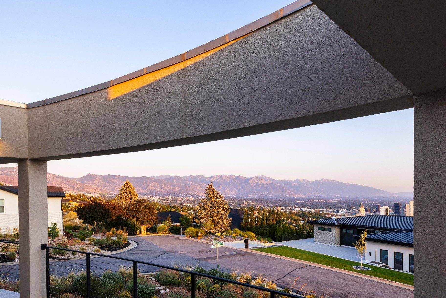 Premier Modern Residence in Dorchester Pointe with Panoramic Views - 物件實景