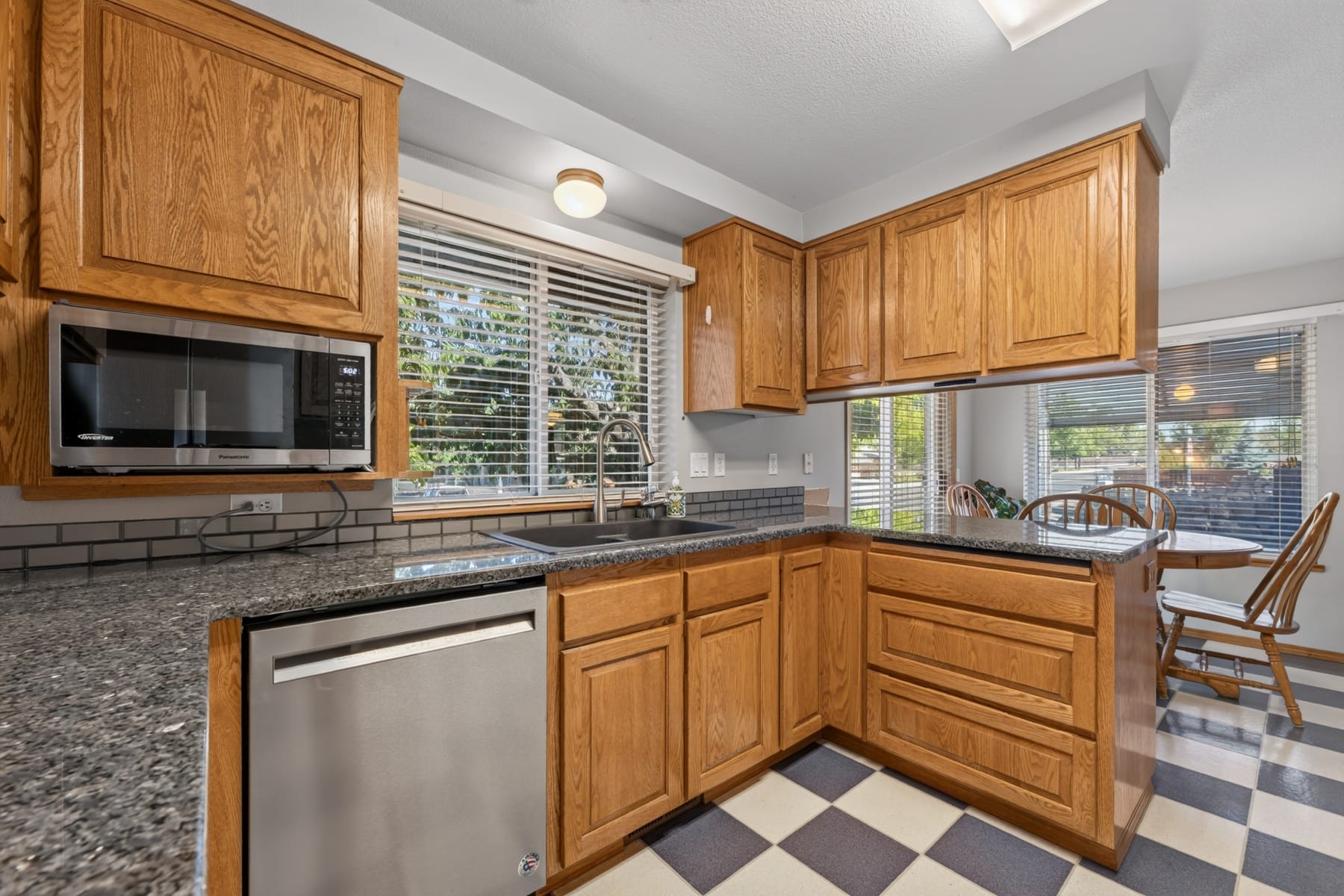  854 SW 23rd Court Redmond, OR 97756 - 物件實景