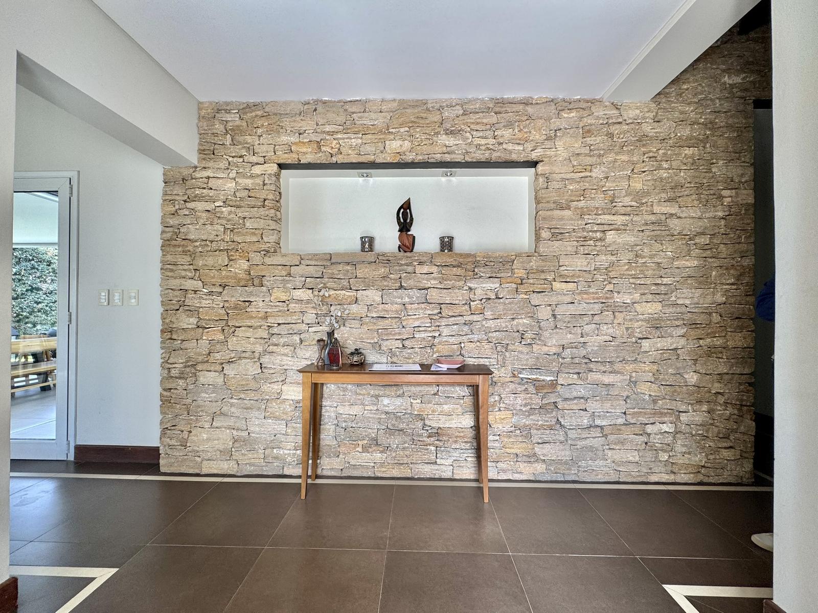 Godoy Cruz, AR-M, AR, 5 Bedrooms Bedrooms, ,4 BathroomsBathrooms,Residential,For Sale,1961859