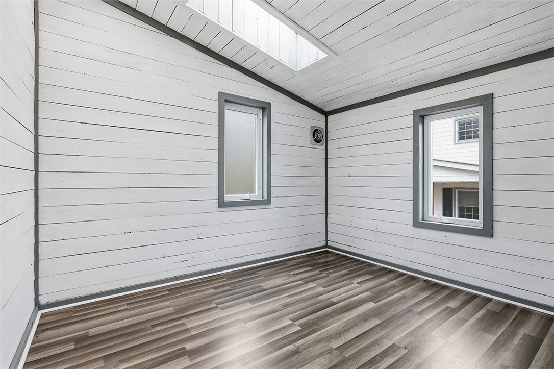 Robinson Twp, Pennsylvania, 15108, United States, 4 Bedrooms Bedrooms, ,5 BathroomsBathrooms,Residential,For Sale,1997080