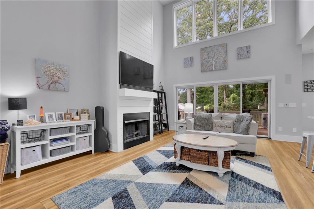 Gainesville, Georgia, 30501, United States, 7 Bedrooms Bedrooms, ,6 BathroomsBathrooms,Residential,For Sale,1928825