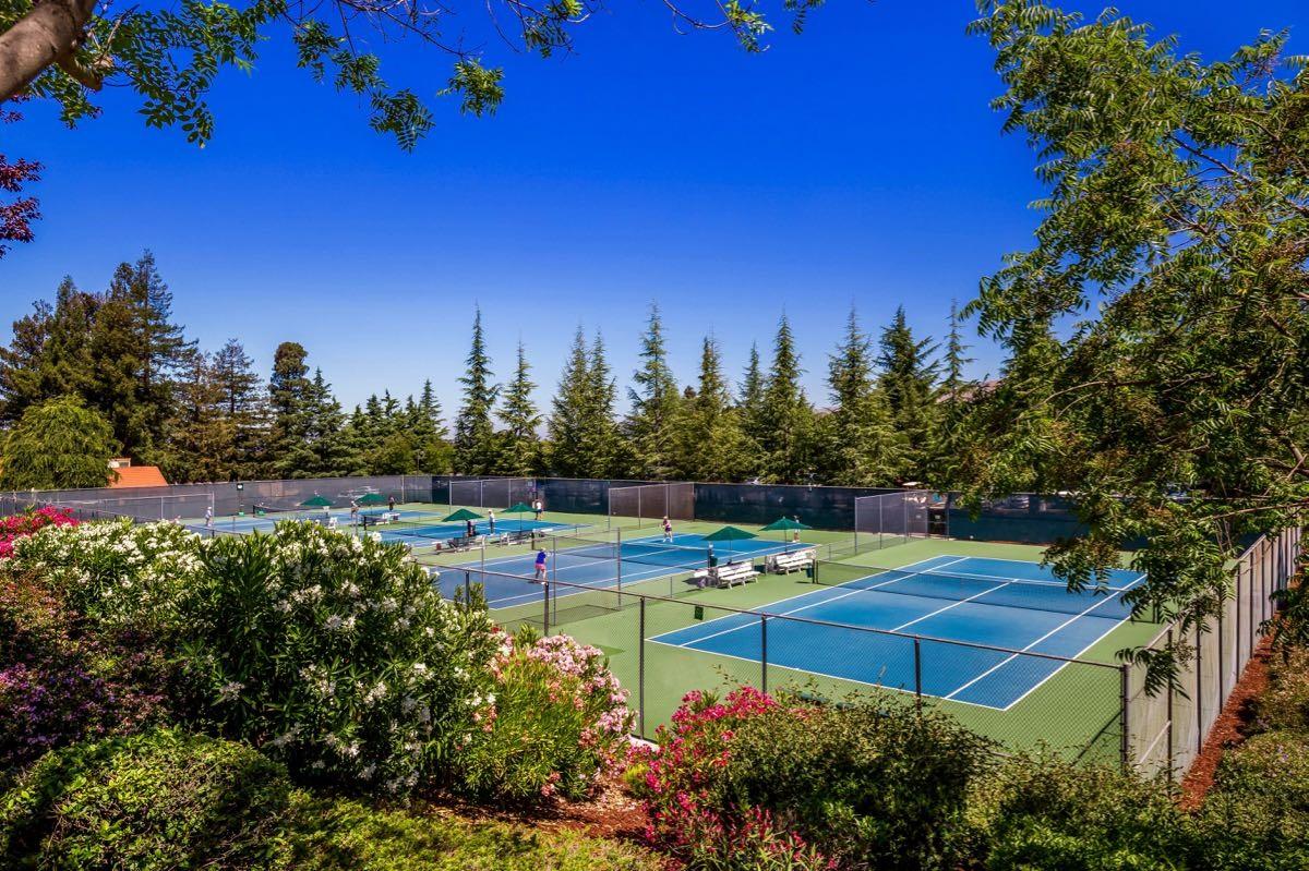 San Jose, California, 95135, United States, 2 Bedrooms Bedrooms, ,2 BathroomsBathrooms,Residential,For Sale,1995682