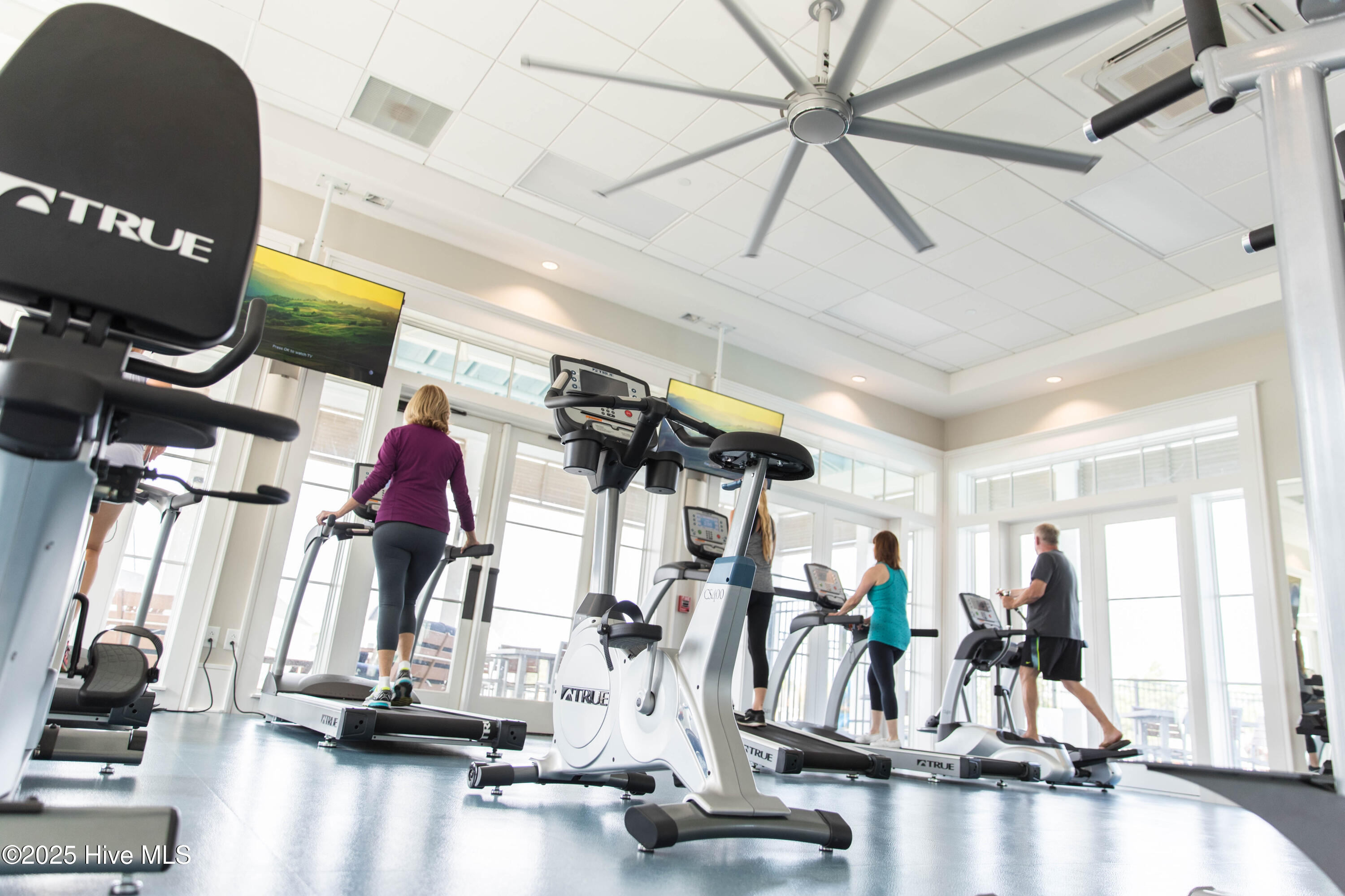 Wilmington, North Carolina, 28412, United States, 4 Bedrooms Bedrooms, ,4 BathroomsBathrooms,Residential,For Sale,1991934