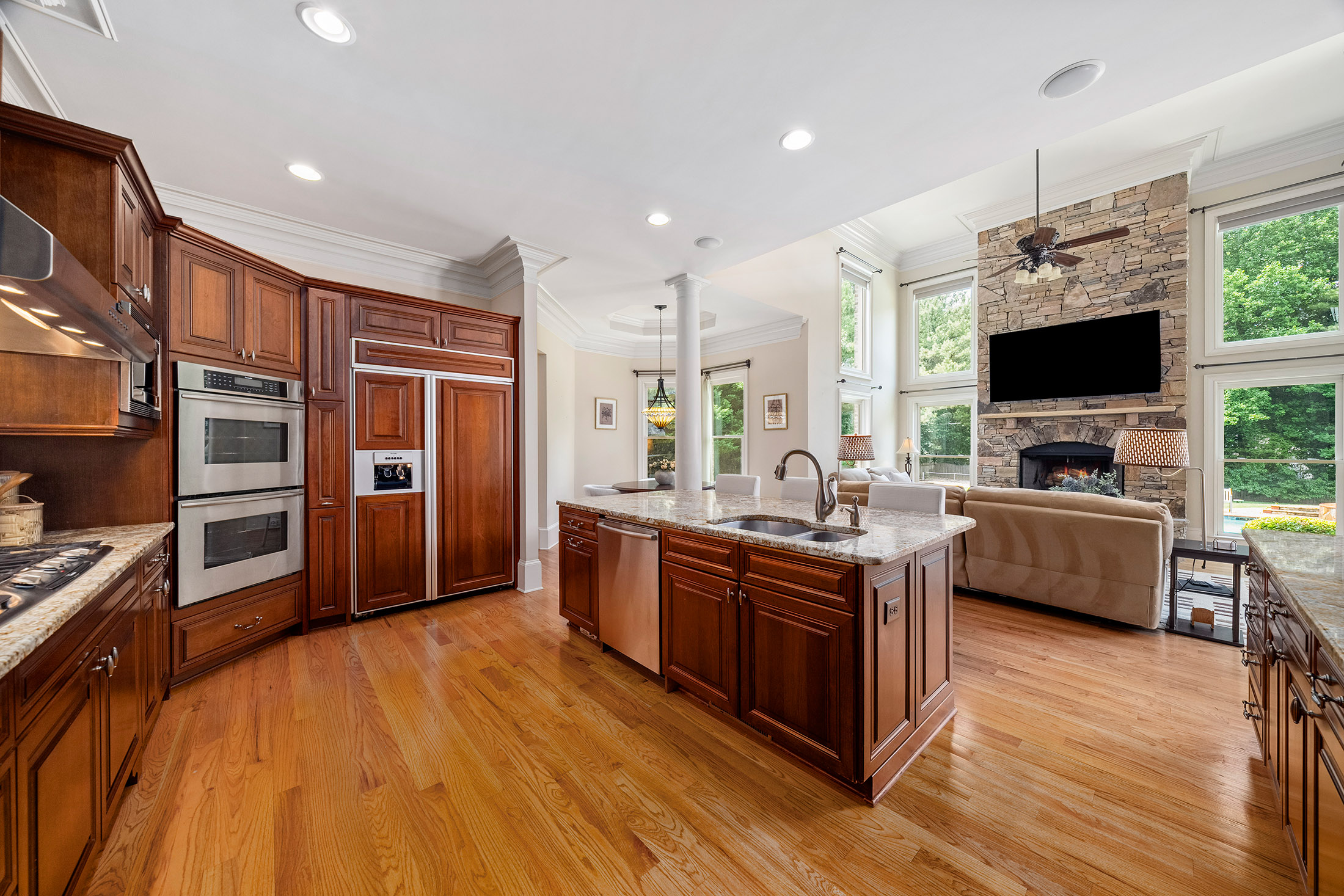  A Rare Opportunity in One of Milton’s Most Desirable Gated Communities - 物件實景