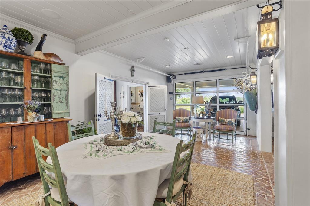Lake Charles, Louisiana, 70605, United States, 4 Bedrooms Bedrooms, ,6 BathroomsBathrooms,Residential,For Sale,2026248