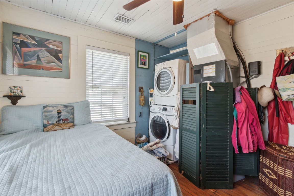 Fernandina Beach, Florida, 32034, United States, 4 Bedrooms Bedrooms, ,2 BathroomsBathrooms,Residential,For Sale,1721923