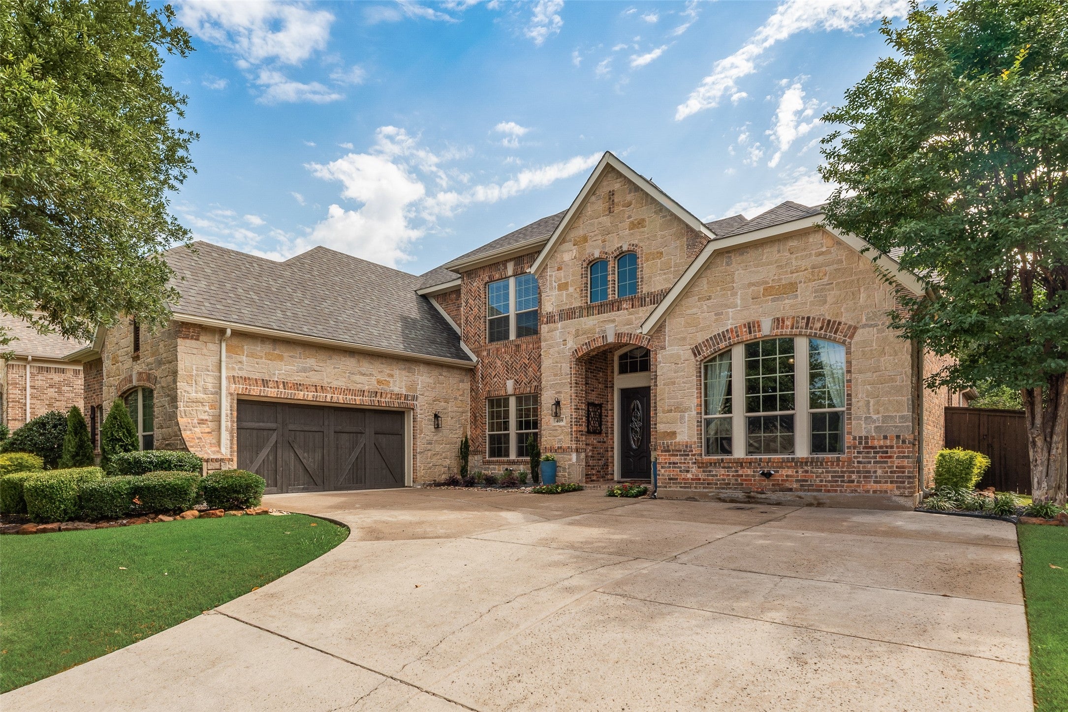 Keller, Texas, 76248, United States, 4 Bedrooms Bedrooms, ,5 BathroomsBathrooms,Residential,For Sale,2049373