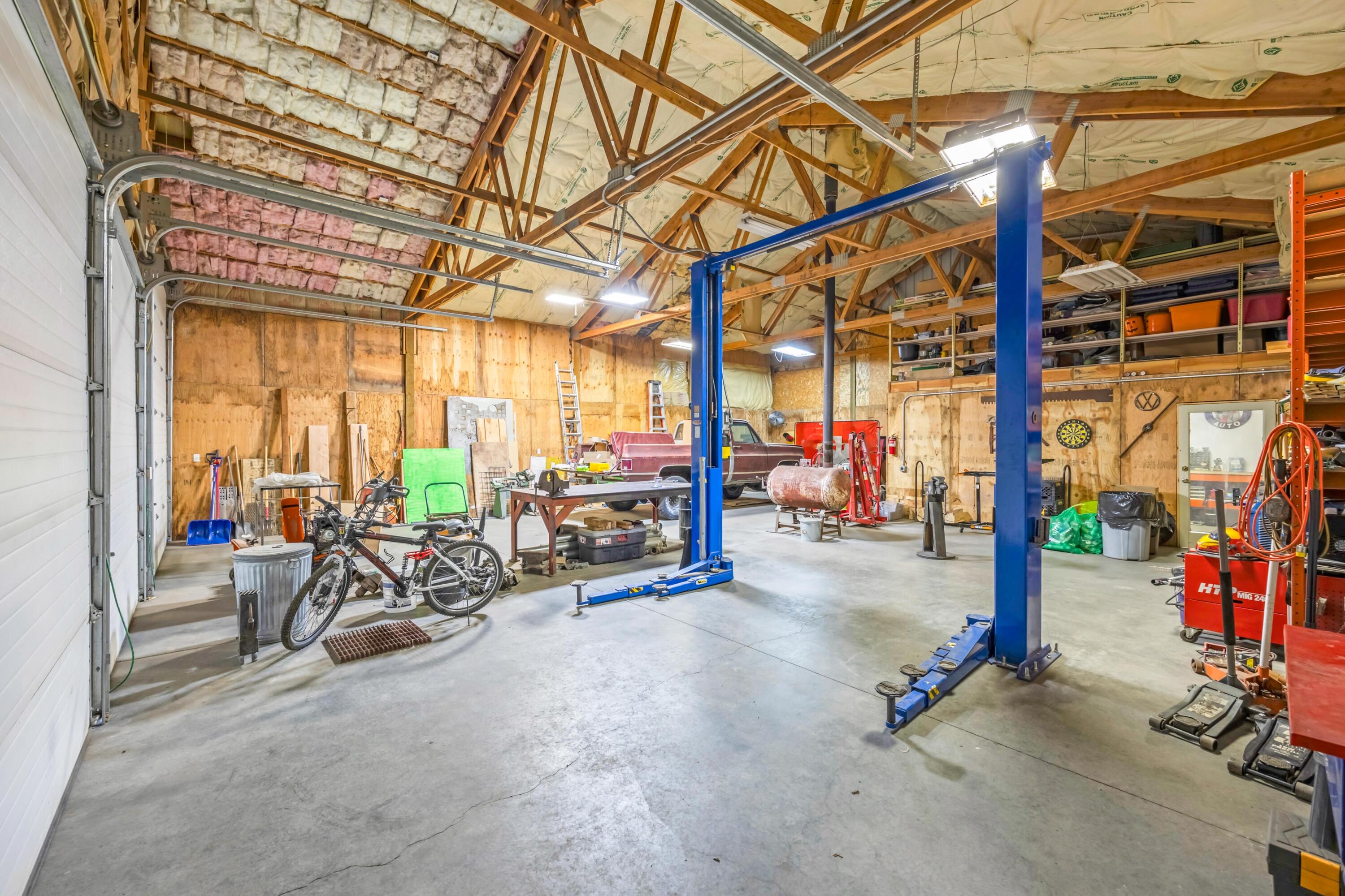 La Pine, Oregon, 97739, United States, 3 Bedrooms Bedrooms, ,3 BathroomsBathrooms,Residential,For Sale,2033541