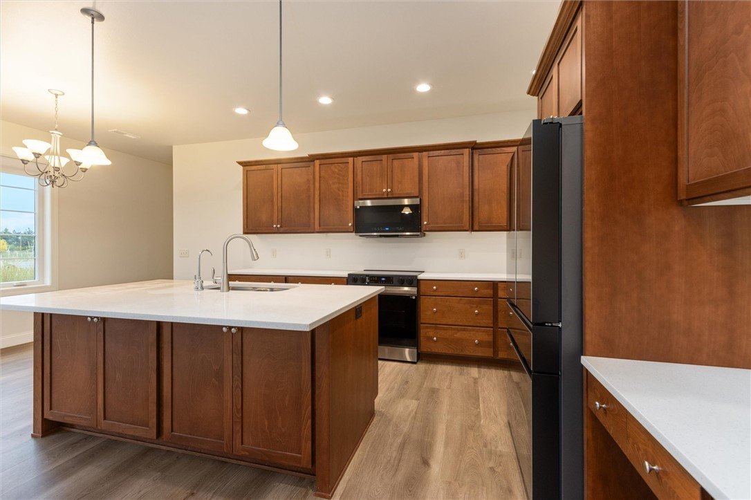 Billings, Montana, 59106, United States, 4 Bedrooms Bedrooms, ,3 BathroomsBathrooms,Residential,For Sale,1989883