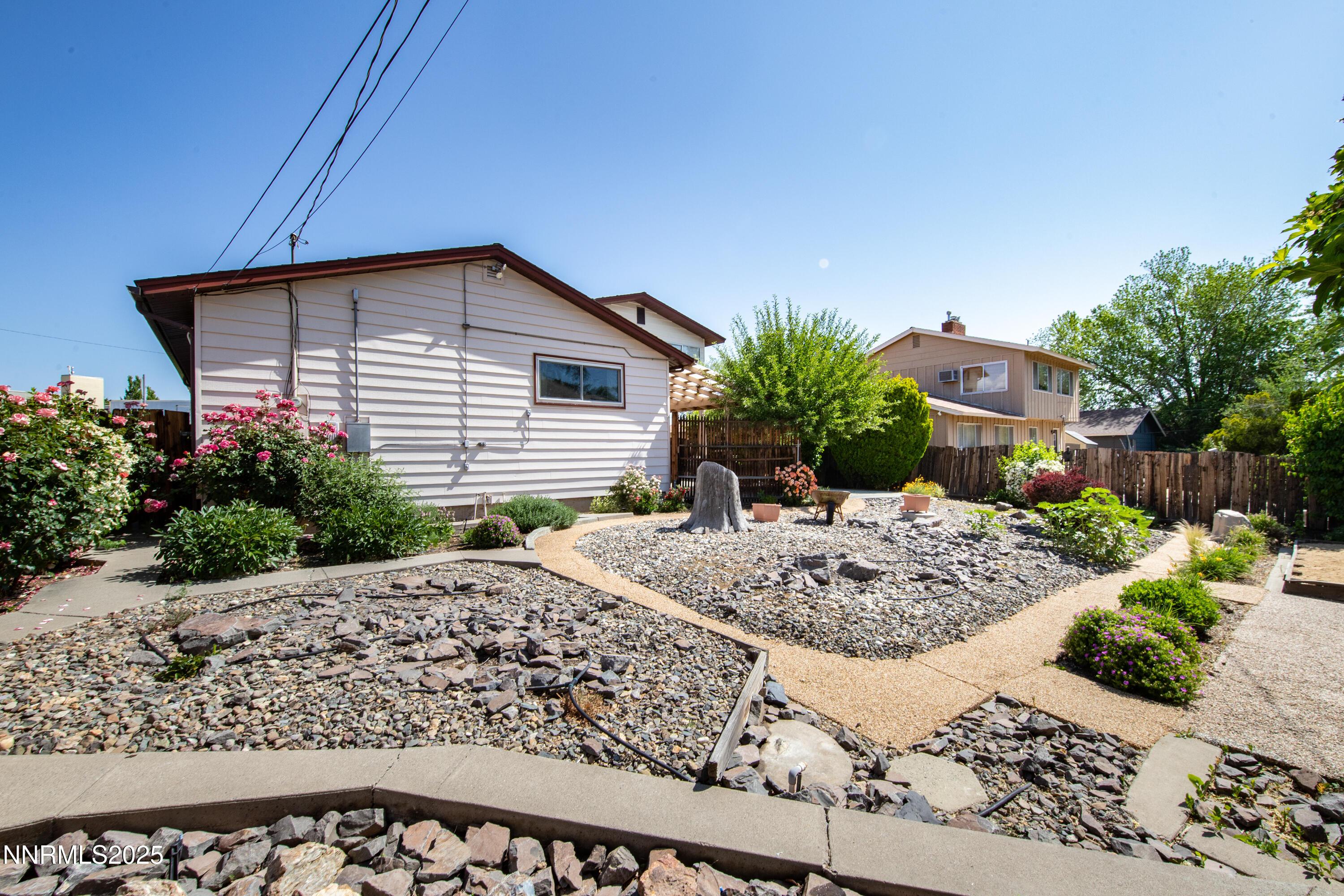 Reno, Nevada, 89503, United States, 4 Bedrooms Bedrooms, ,2 BathroomsBathrooms,Residential,For Sale,1849793