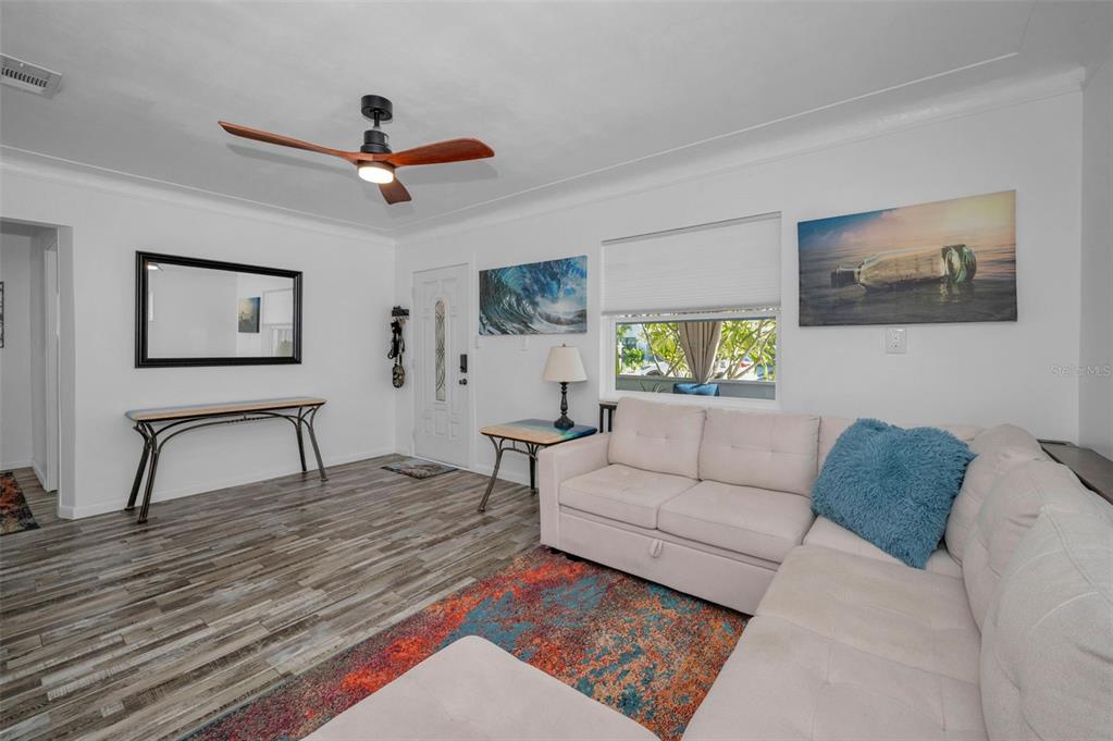 St Pete Beach, Florida, 33706, United States, 3 Bedrooms Bedrooms, ,2 BathroomsBathrooms,Residential,For Sale,1992565